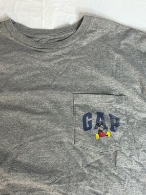 GAP x Disney Mickey Mouse Pocket T Shirt Gray Mens XL NWT Graphic Tee